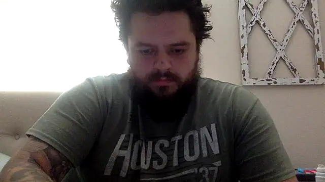 BeginnersLuck111 online show from April 8, 2026, 5:02 pm