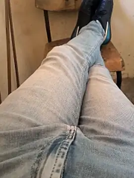 bigdick lickingexpert08 online show from February 24, 2026, 7:28 am