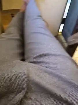 bigdick lickingexpert08 online show from February 27, 2026, 7:52 am