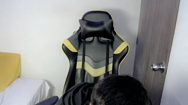 Austin col  online show from September 12, 2025, 9:15 pm