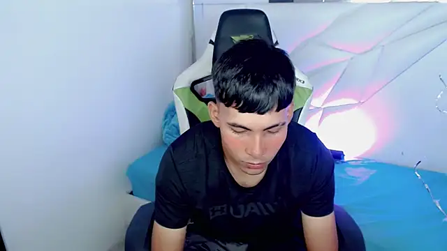 Austin col  online show from September 18, 2025, 9:39 pm