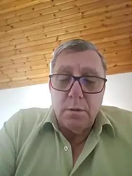 Martintxu1959 online show from September 19, 2025, 12:56 am