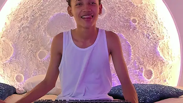  Noah19 online show from September 29, 2025, 8:02 pm