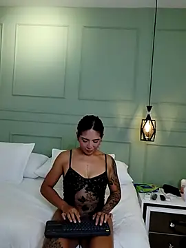 Lollipop Rose online show from September 10, 2025, 2:22 am