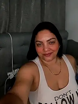 Snapshot of tiffany_Johnson1 chatting on February 17, 2026, 2:08 am tiffany Johnson1 online show from February 17, 2026, 2:08 am