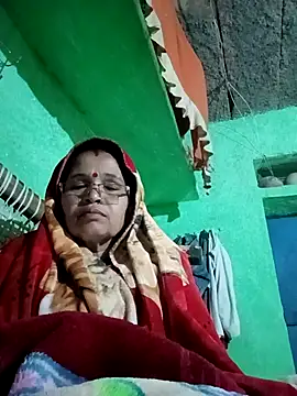 Manavi x online show from January 13, 2026, 3:17 pm