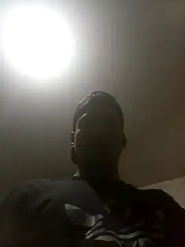 Bebicho14 online show from October 5, 2025, 8:01 am