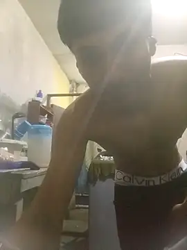 Bebicho14 online show from November 11, 2025, 3:50 am