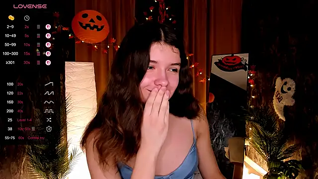 Snapshot of amy_cute_cat chatting on October 29, 2025, 9:00 am amy cute cat online show from October 29, 2025, 9:00 am