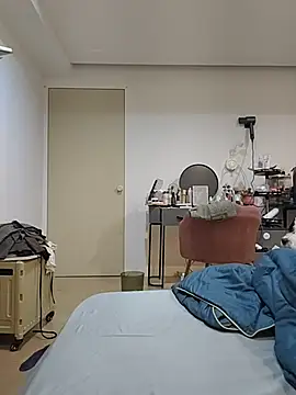 Lovelyanan online show from November 1, 2025, 8:27 am