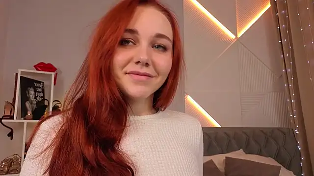 PollyVinice online show from September 30, 2025, 11:48 am