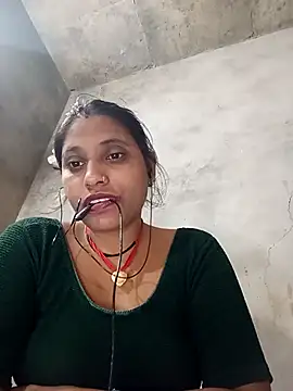 Sandhya x online show from October 25, 2025, 5:04 am