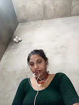 Sandhya x online show from October 25, 2025, 5:08 pm