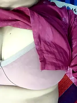 Snapshot of SpicyLaila007 chatting on September 9, 2025, 12:15 pm SpicyLaila007 online show from September 9, 2025, 12:15 pm