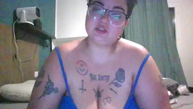 Snapshot of PirateXL chatting on May 29, 2026, 11:47 pm PirateXL online show from May 29, 2026, 11:47 pm