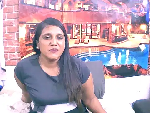 IndianSexyLady4u online show from November 2, 2025, 3:03 pm