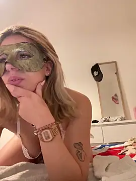 DouceAngela69 online show from November 20, 2025, 7:13 pm