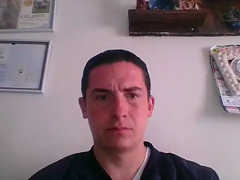 Snapshot of mickseb89 chatting on March 17, 2026, 3:37 pm mickseb89 online show from March 17, 2026, 3:37 pm