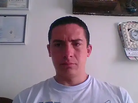Snapshot of mickseb89 chatting on March 19, 2026, 4:22 pm mickseb89 online show from March 19, 2026, 4:22 pm