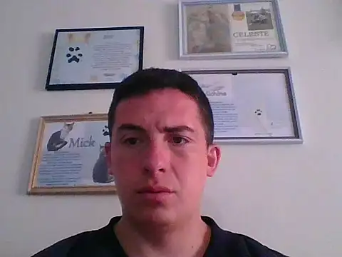 Snapshot of mickseb89 chatting on May 25, 2026, 2:23 pm mickseb89 online show from May 25, 2026, 2:23 pm