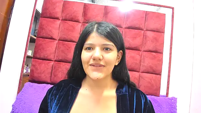 AANGELADIAZZ online show from October 26, 2025, 10:04 pm