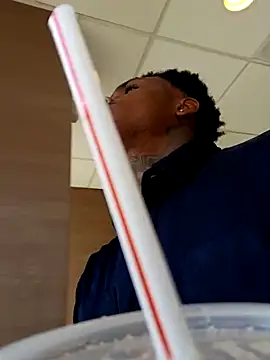 Dropdingo online show from October 18, 2025, 6:52 pm