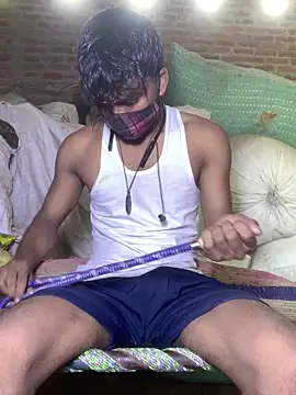 Snapshot of uniquesexyboy5689 chatting on May 15, 2026, 7:59 am uniquesexyboy5689 online show from May 15, 2026, 7:59 am