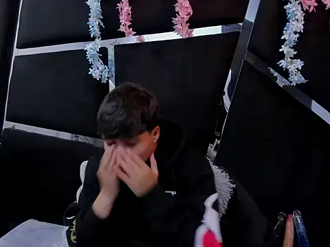 Snapshot of Bruno_Cruzz chatting on February 6, 2026, 2:27 am Bruno Cruzz online show from February 6, 2026, 2:27 am