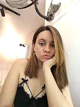 Sky Junne online show from October 21, 2025, 5:35 pm