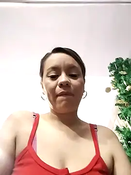 Sky Junne online show from December 5, 2025, 4:14 pm