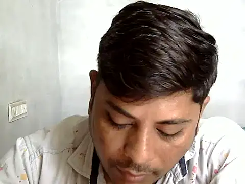 Ajmersingh335512 online show from October 8, 2025, 5:16 am