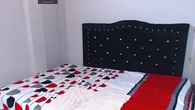 Coraline Playful online show from October 23, 2025, 7:12 pm