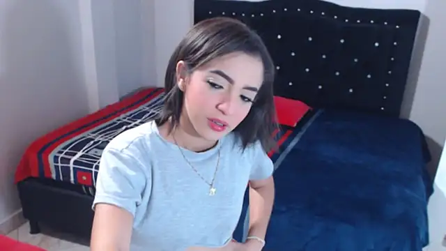 Coraline Playful online show from November 28, 2025, 2:42 pm