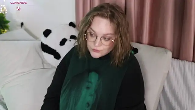 Alissa S online show from March 18, 2025, 11:19 am