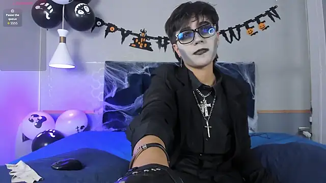 Tsuki Maru online show from October 14, 2025, 7:58 pm