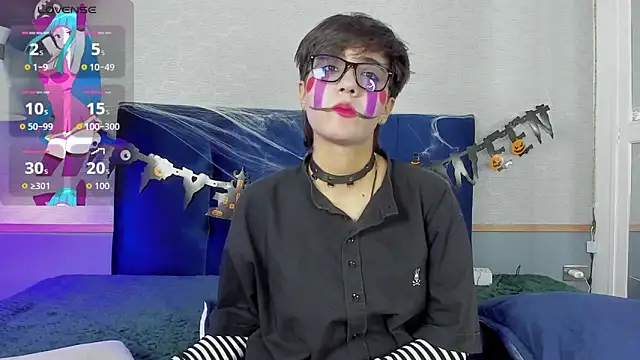 Tsuki Maru online show from October 29, 2025, 8:32 pm