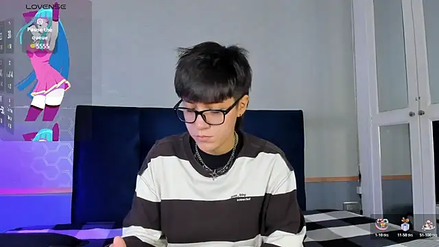 Tsuki Maru online show from November 24, 2025, 8:30 pm