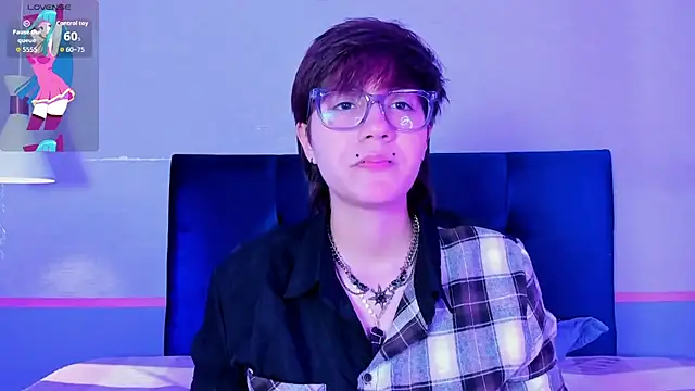 Tsuki Maru online show from February 5, 2026, 9:08 pm