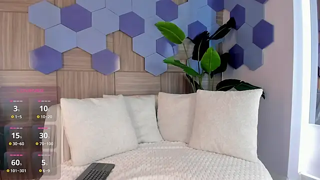 MilaGrace1 online show from February 5, 2026, 10:09 am