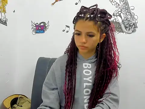 sarithasweettt online show from October 17, 2025, 2:48 am