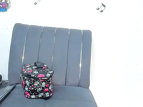 sarithasweettt online show from November 18, 2025, 8:46 pm