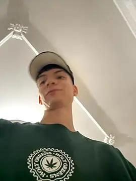 Luck  090 online show from October 3, 2025, 1:24 am