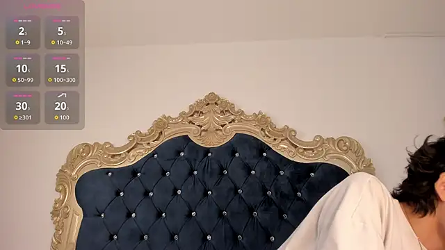 JoeCollins  online show from September 23, 2025, 12:24 am