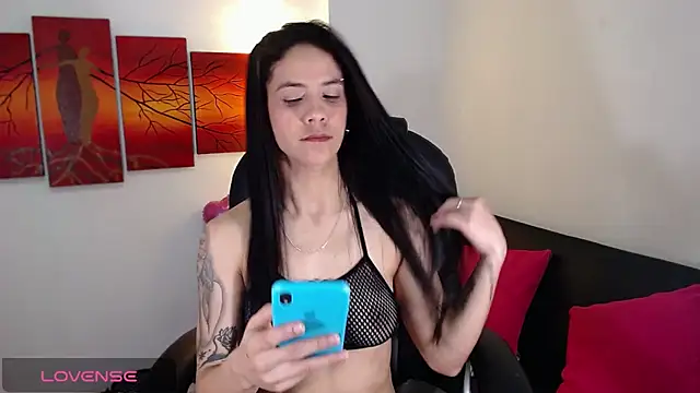 Ashley olivares online show from October 4, 2025, 5:33 pm