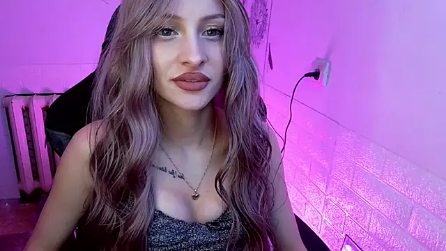 girlfriend night17 online show from February 24, 2026, 1:58 am