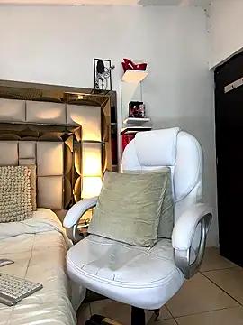 Sara trans hot online show from January 9, 2026, 6:49 am