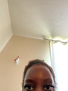 Dartthbaby online show from October 16, 2025, 2:40 pm