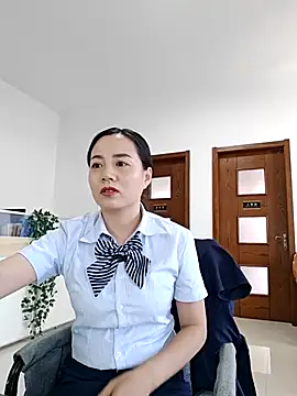 bingxin- online show from October 31, 2025, 5:08 am