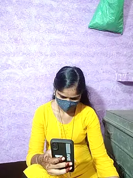 Virgin girll18 online show from September 18, 2025, 7:05 pm
