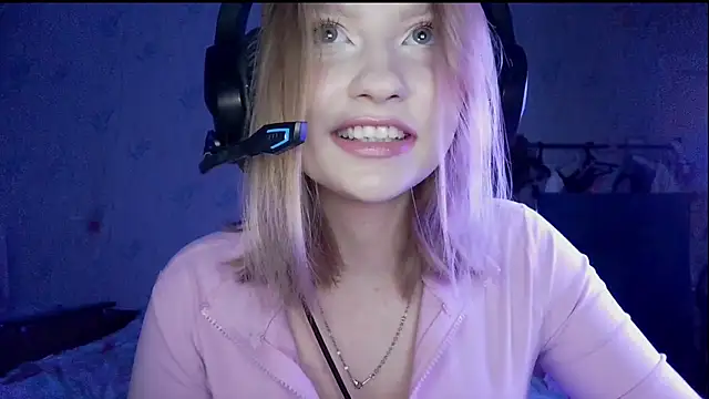 pr In cess  online show from September 21, 2025, 8:21 pm